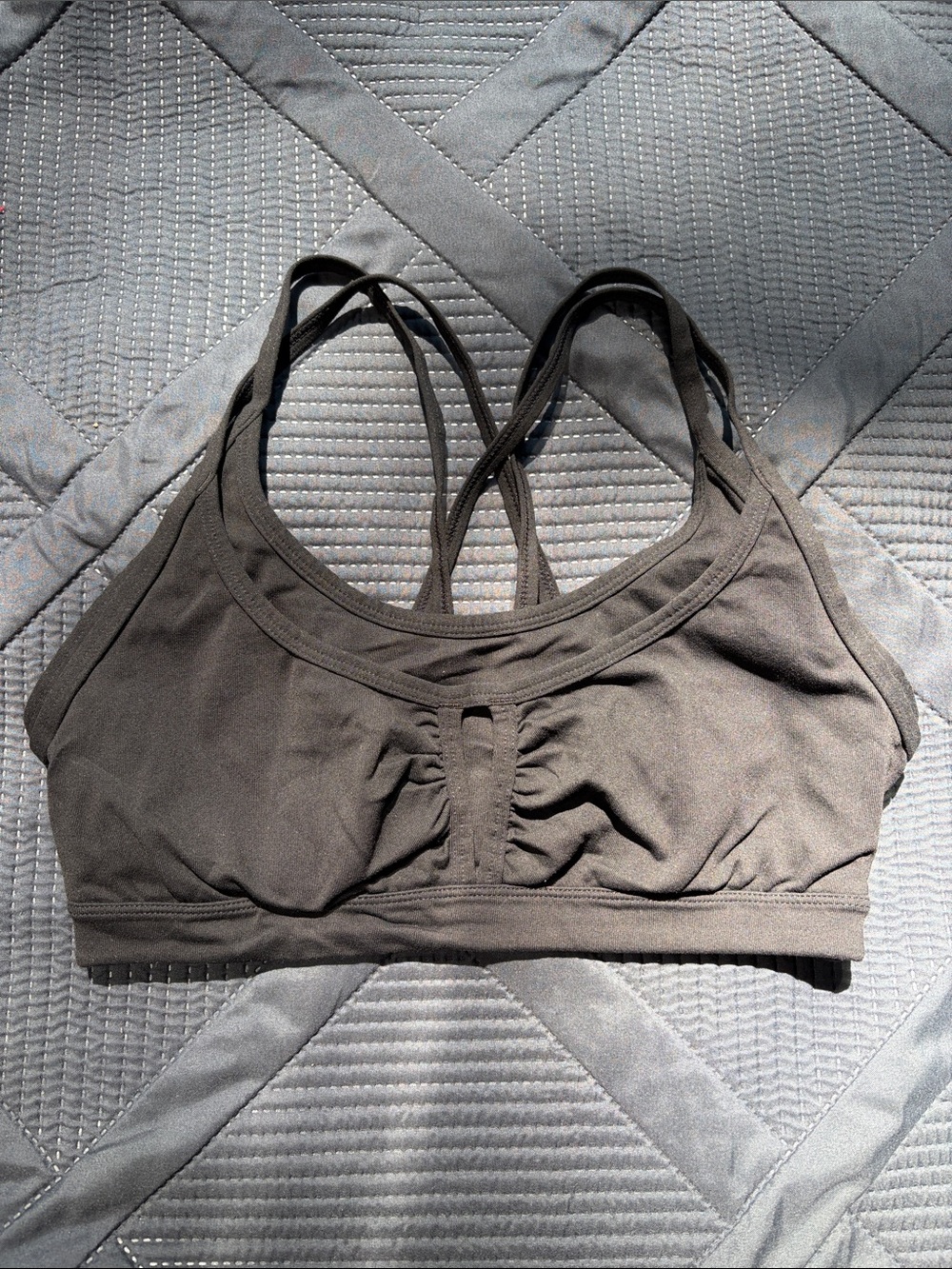PrAna Black Strappy Sports Bra Women’s Medium M Yoga Athletic Removable Pads